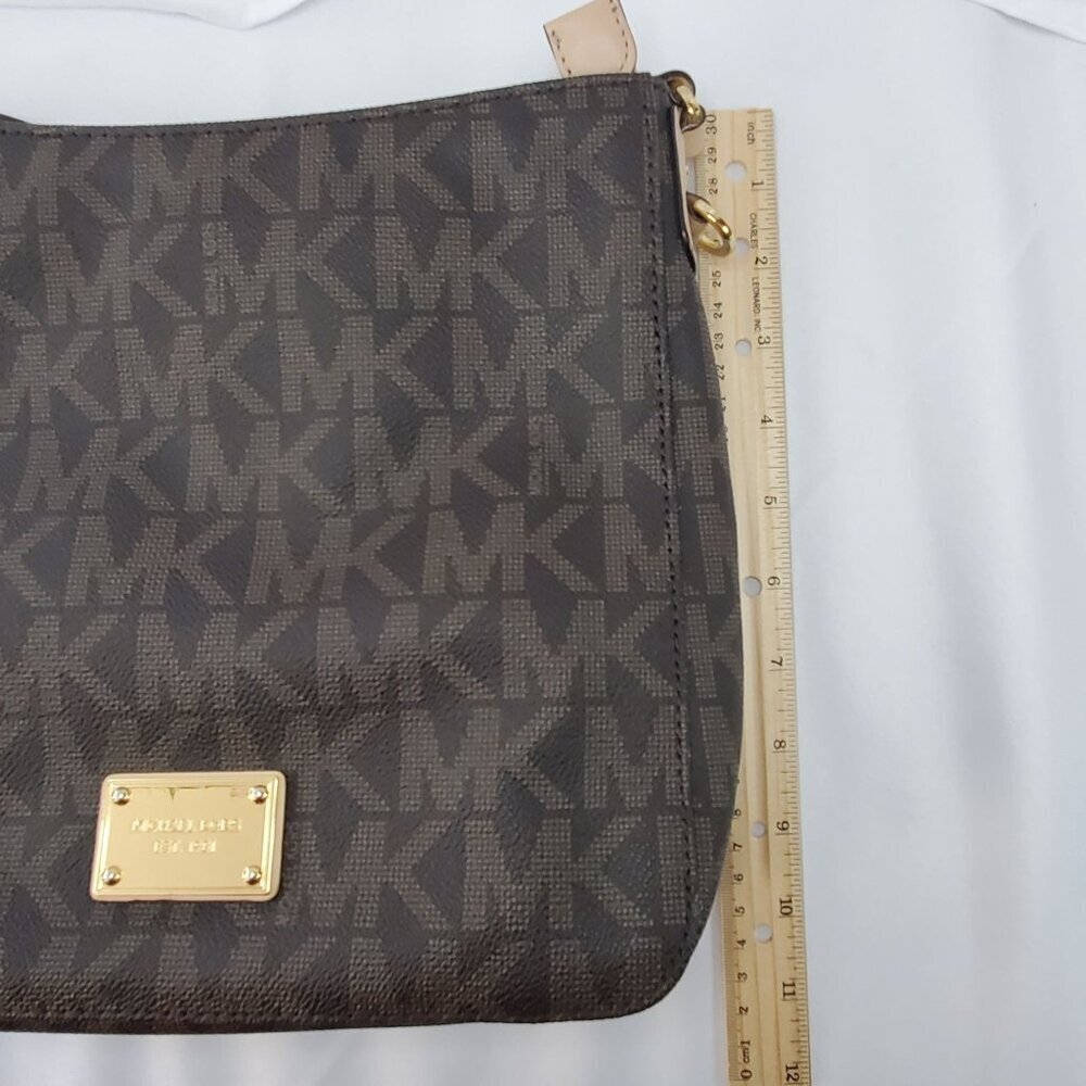 Michael Kors Brown Signature MK Monogram Crossbody Bag & Matching Wallet Set - Picture 16 of 16